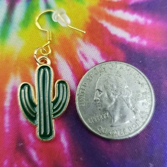 Handmade Green Western Cactus Earrings - Picture 4 of 4